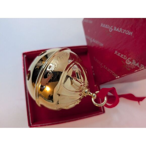 Reed‎ & Barton — 1993 Gold Plate Annual Holiday Christmas Holly Bell Ornament - Picture 2 of 6